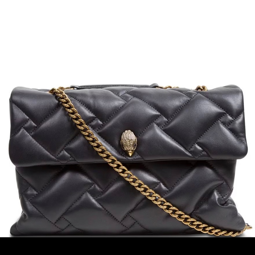 i’m selling a kurt geiger black leather in good condition